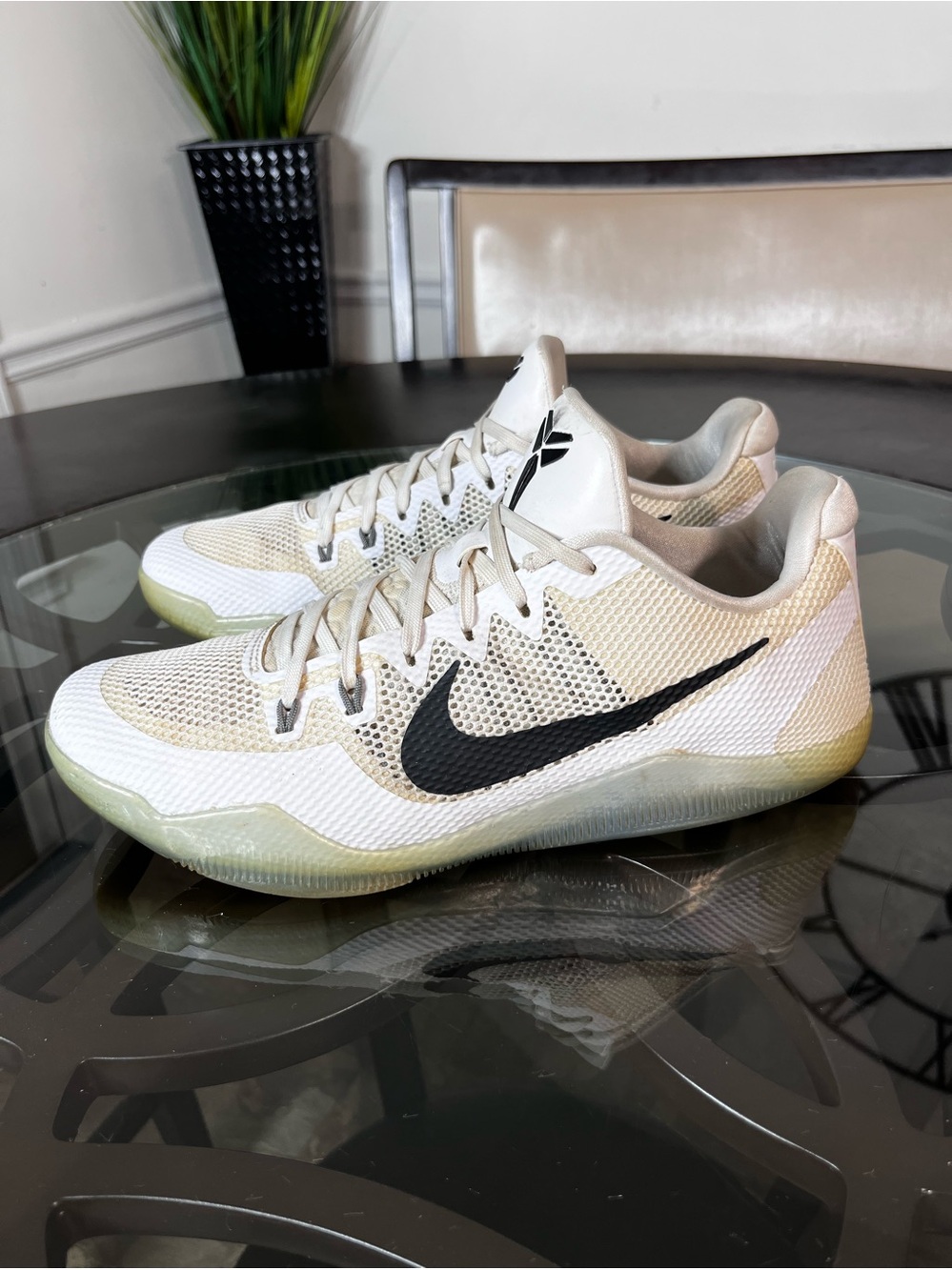 Nike Kobe 11 EM Low Fundamental White Basketball Shoe Men 12.5